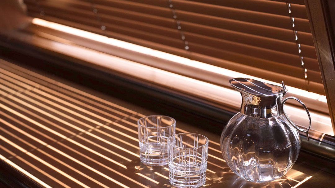 sailing-yacht-Drumbeat-06