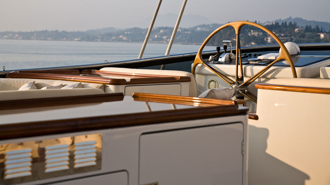 sailing-yacht-Drumbeat-20