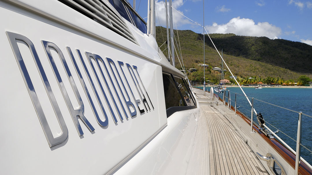 sailing-yacht-Drumbeat-22