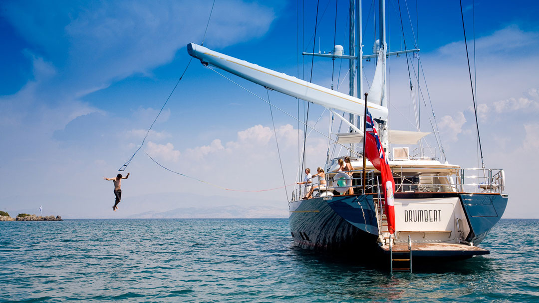 sailing-yacht-Drumbeat-24