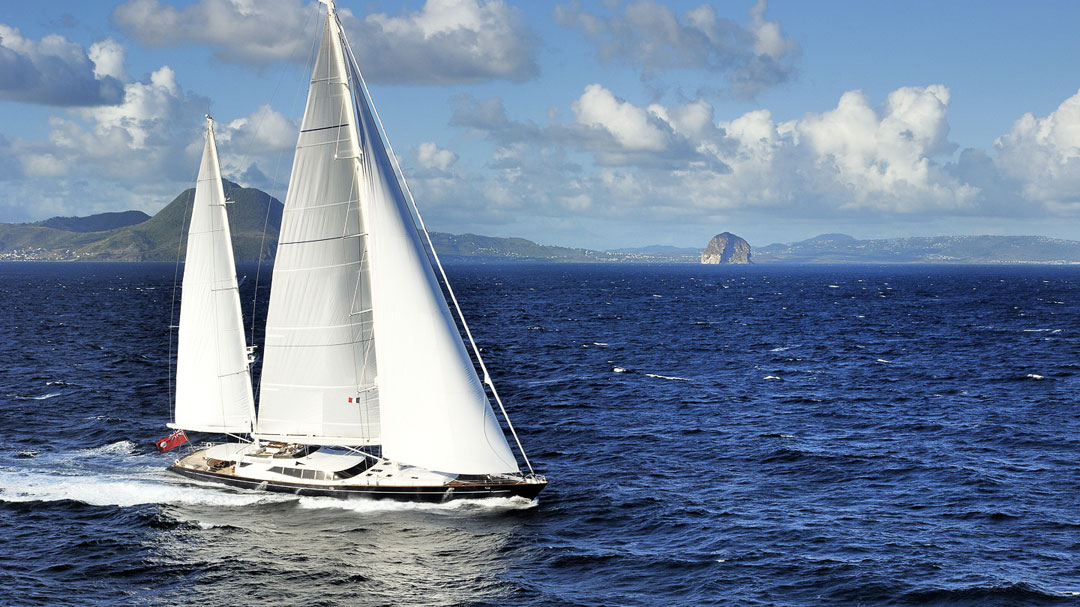 sailing-yacht-Drumbeat-36