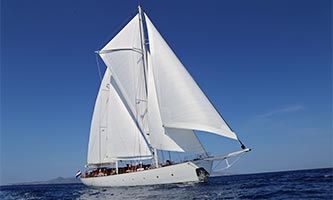 Sailing Yacht Rhea