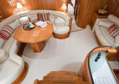 sailing yacht charter Mustique lounge 5