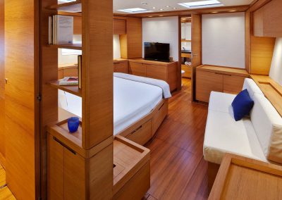 Master cabin of Charter Sailing Yacht Thalima