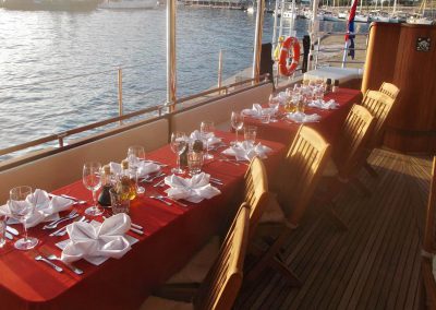 Sailing Yacht Charter Rhea dinner