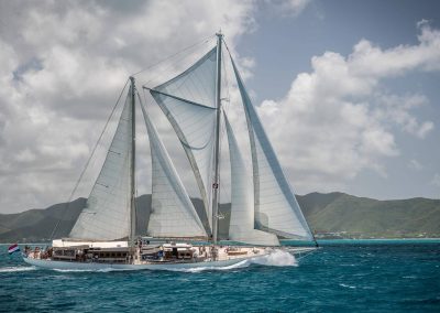 Sailing Yacht Charter Rhea sailing