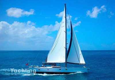 Sailing Yacht Champagne Hippy