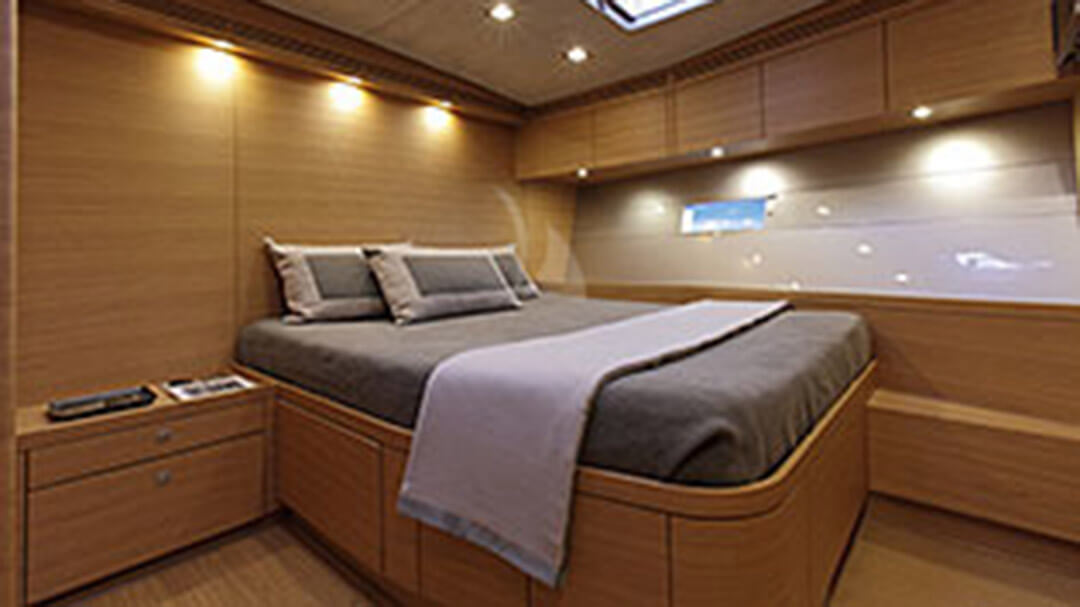 Sailing-yacht-charter-Xnoi-Master-Stateroom